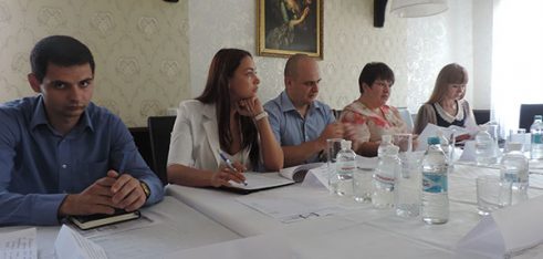 23 вересня 2015 року відбулося засідання круглого столу щодо посилення співпраці між органами адвокатського самоврядування та центрами з надання безоплатної вторинної правової допомоги у Кіровоградській області