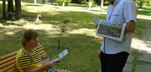 Тростянецьке бюро правової допомоги проводить вуличне інформування серед громадян