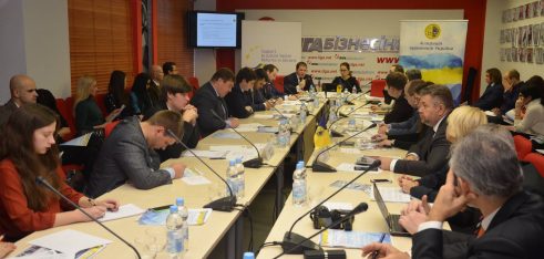 Виключне право на представництво в судах: обговорення у колі експертів
