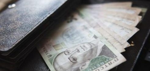 Оплата праці у святкові та неробочі дні