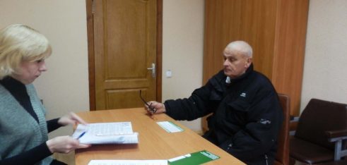 Ніжинським МЦ здійснено виїзне консультування та вуличне інформування мешканців м.Прилуки