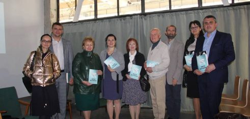 На Прикарпатті презентували книгу про сучасні реалії життя на Донбасі