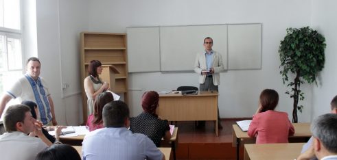 31 липня 2015 року об 11:00 год. в приміщенні юридичного факультету СНУ ім. Лесі Українки відбулась робоча зустріч (круглий стіл) з адвокатами