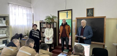 На Чернігівщині фахівці системи безоплатної вторинної правової допомоги відвідали установу виконання покарань